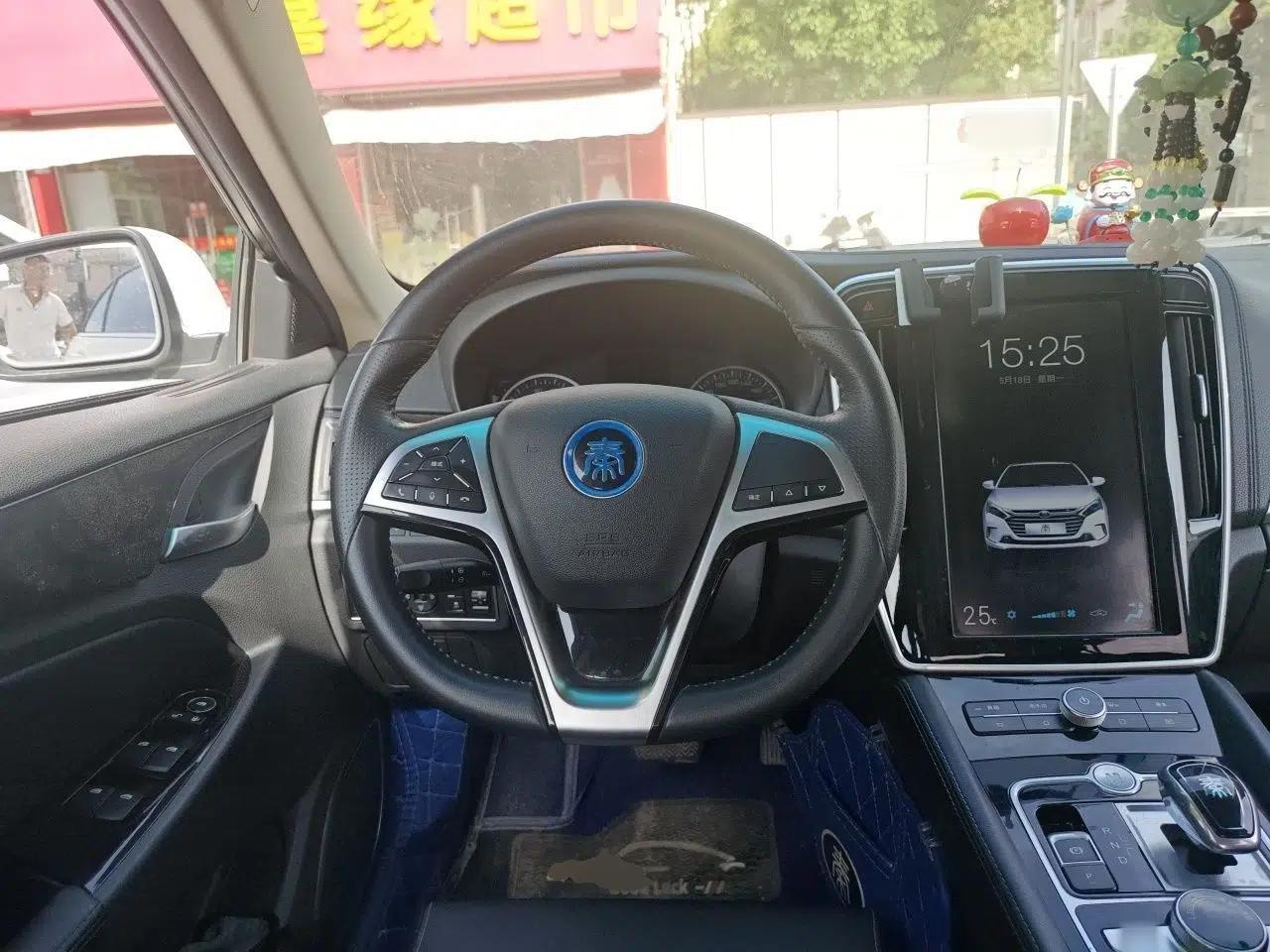 BYD Qin New Energy 2017 1.5T Luxury Model — миниатюра 11