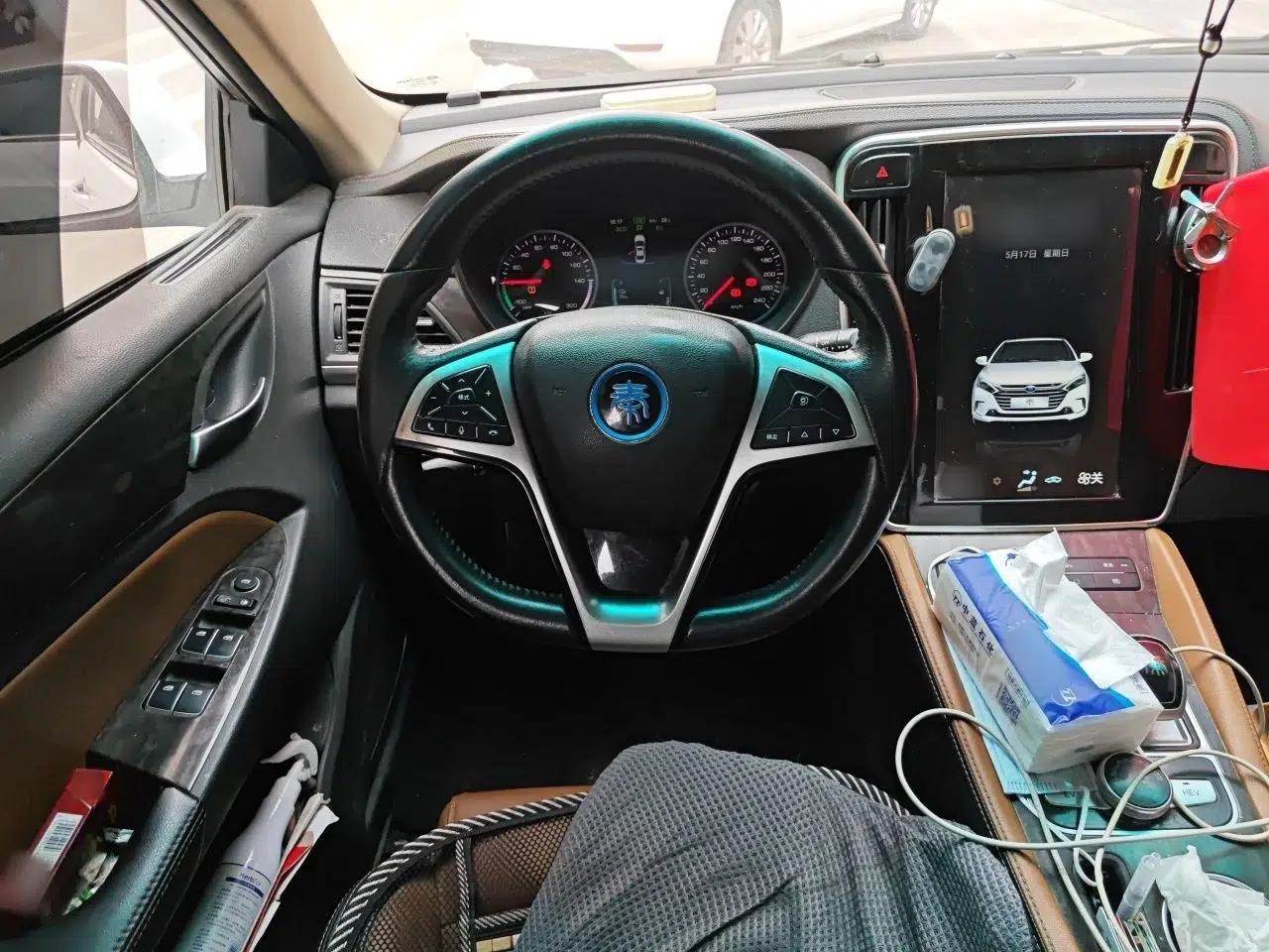 BYD Qin New Energy 2017 1.5T Luxury Model — миниатюра 11