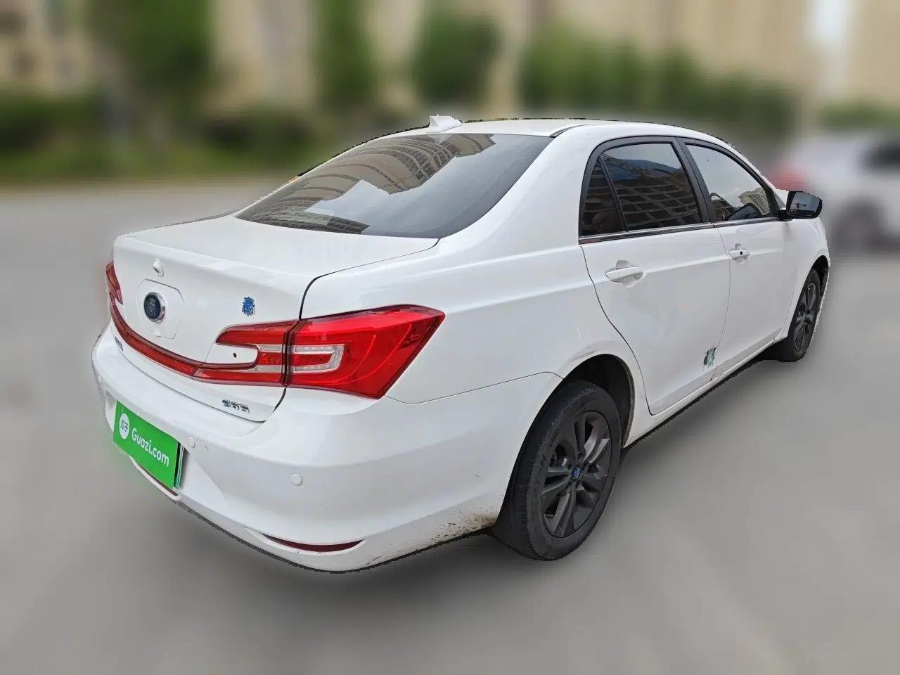 BYD Qin New Energy 2017 1.5T Luxury Model — миниатюра 6
