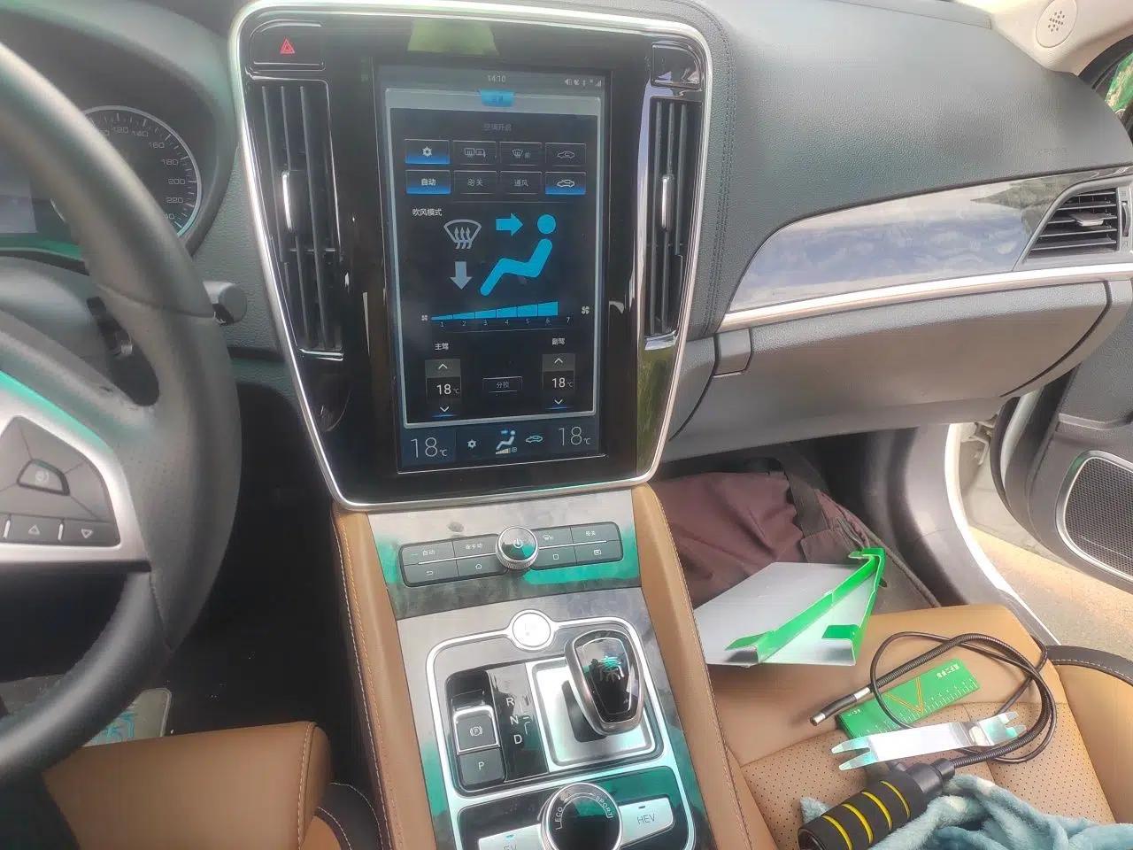 BYD Qin New Energy 2017 1.5T Luxury Model — миниатюра 14