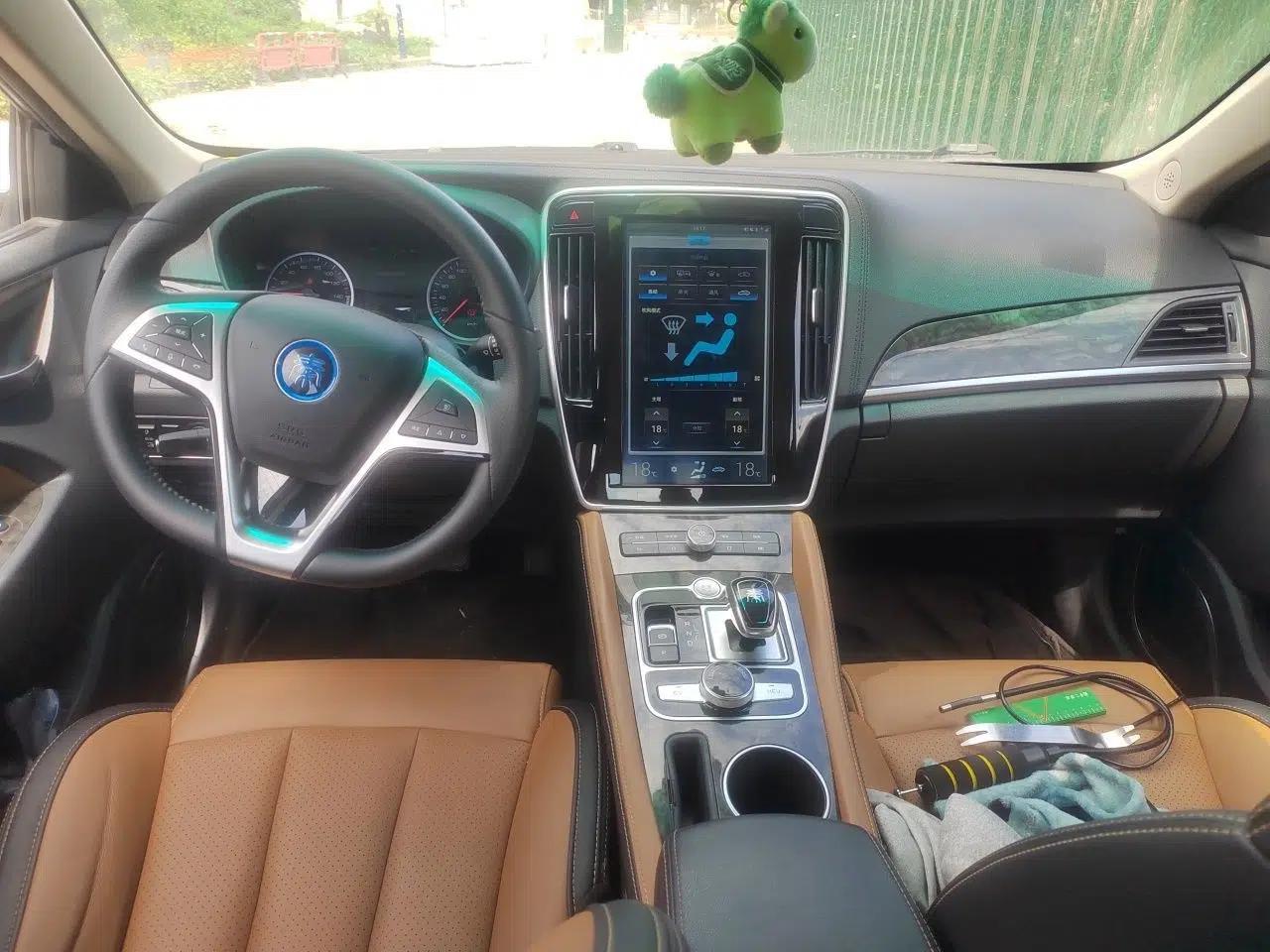 BYD Qin New Energy 2017 1.5T Luxury Model — миниатюра 10