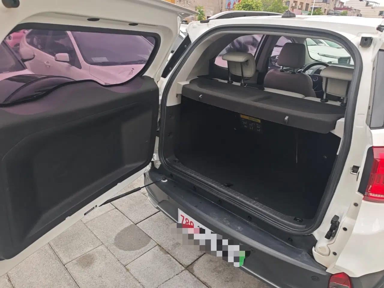 BYD Yuan Pro 2021 "Love for a Lifetime" Edition — миниатюра 22