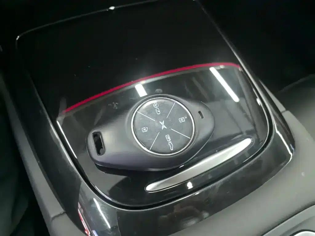 XPeng P7 2021 480E — миниатюра 9