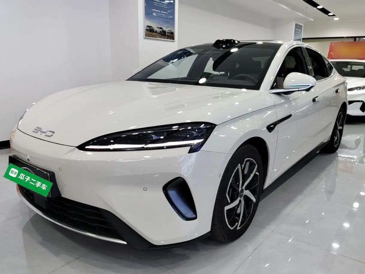 BYD Seal 07 DM-i 2026 DM-i 1.5T 230km Flagship Edition — миниатюра 1