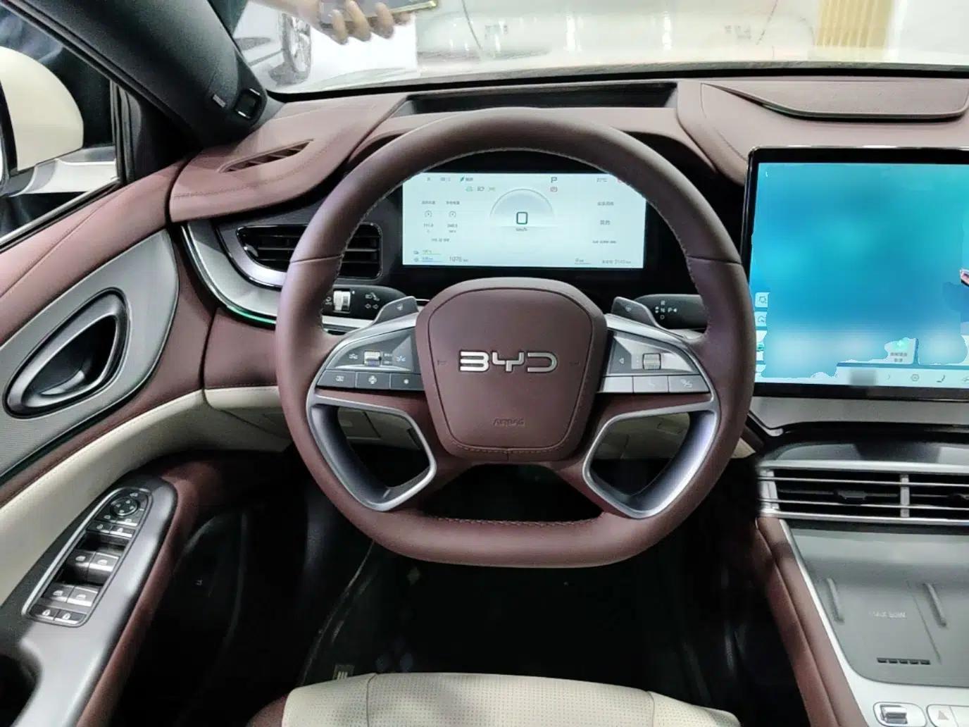 BYD Seal 07 DM-i 2026 DM-i 1.5T 230km Flagship Edition — миниатюра 14