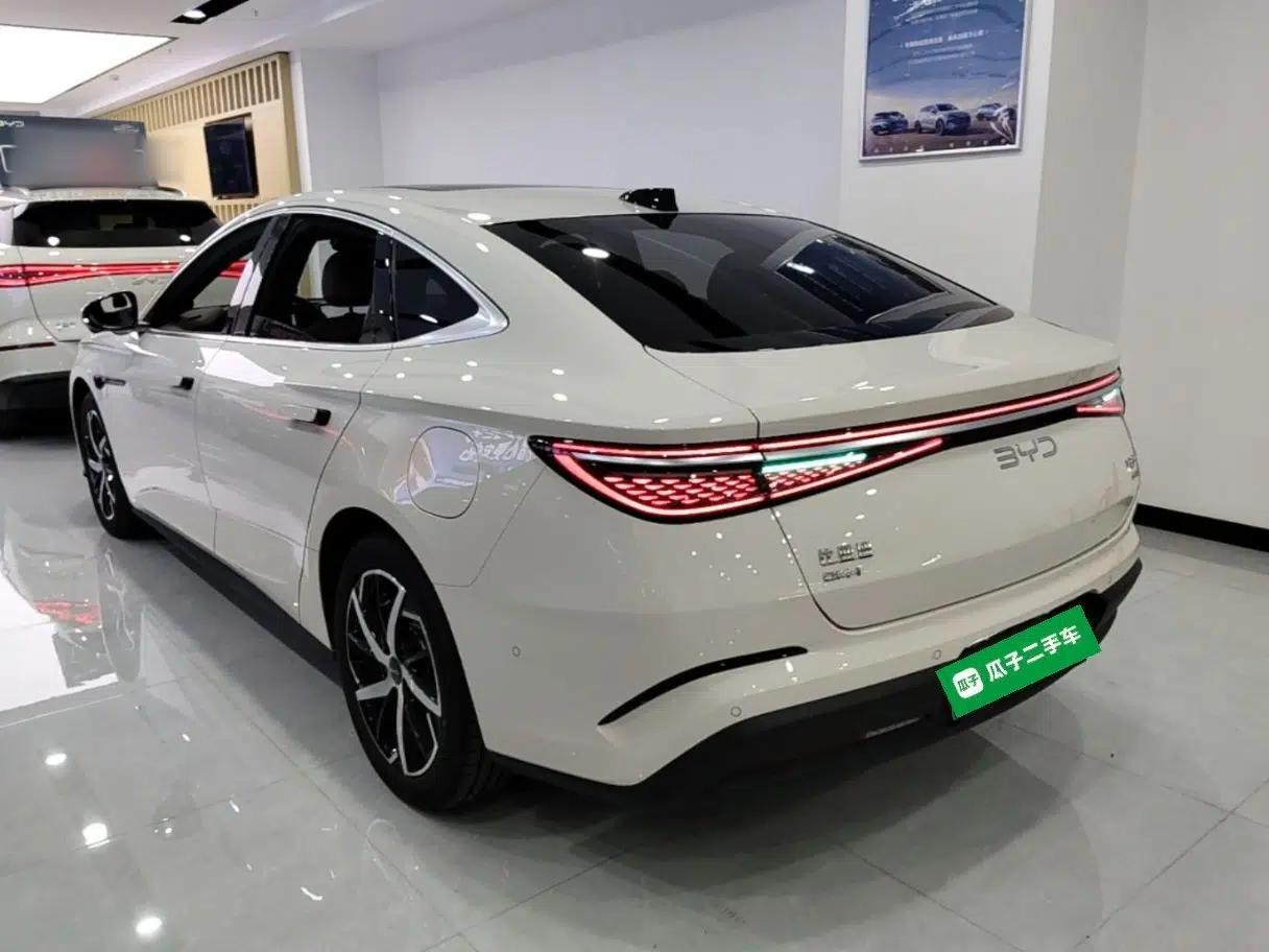 BYD Seal 07 DM-i 2026 DM-i 1.5T 230km Flagship Edition — миниатюра 4