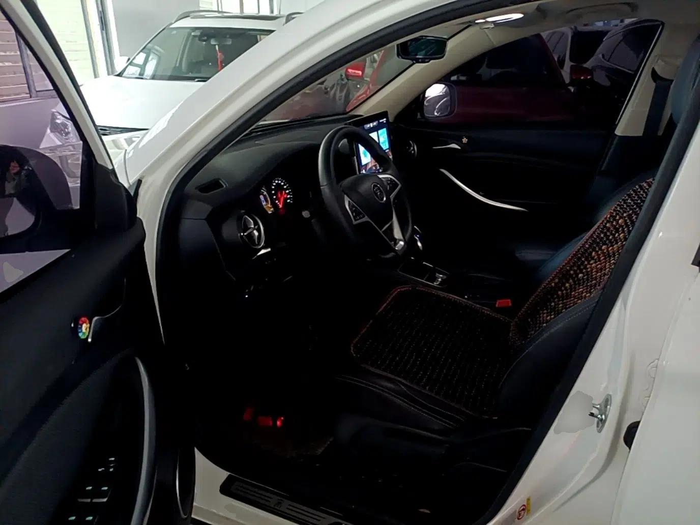 BYD Song New Energy 2019 Song DM 1.5TID Smart Connect Premium Model — миниатюра 19