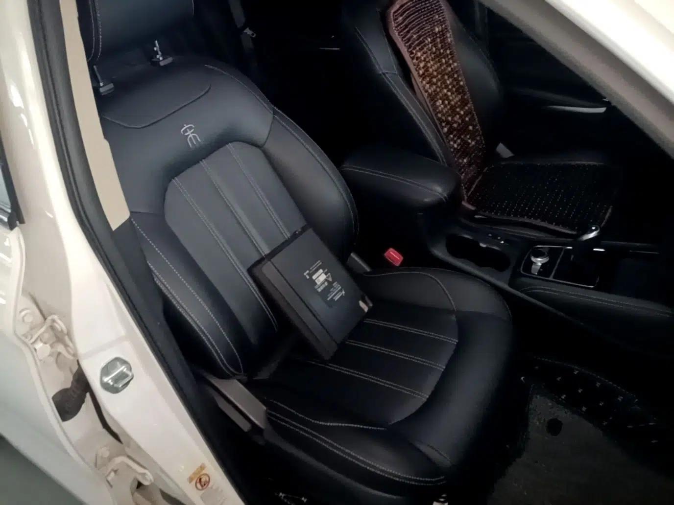 BYD Song New Energy 2019 Song DM 1.5TID Smart Connect Premium Model — миниатюра 23
