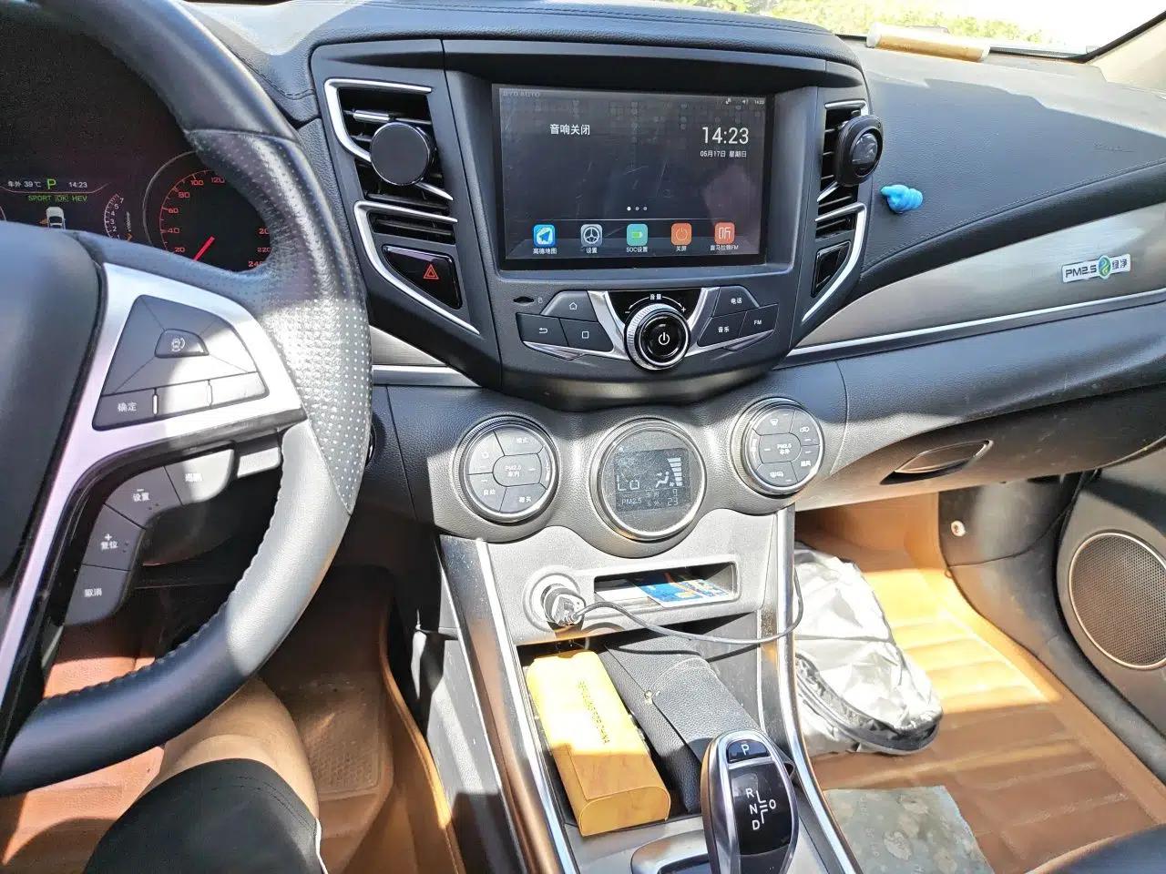 BYD Song New Energy 2017 Song DM 1.5TID All-Wheel Drive Luxury Model — миниатюра 14