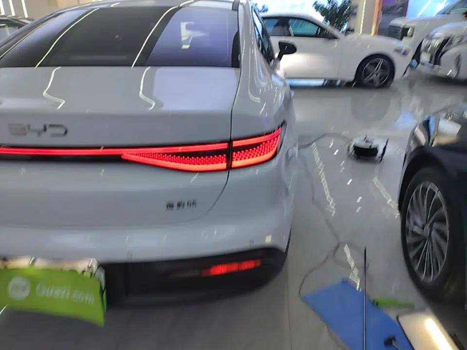 BYD Seal 05 DM-i 2025 DM-i Smart Drive 55KM Luxury Model — миниатюра 7