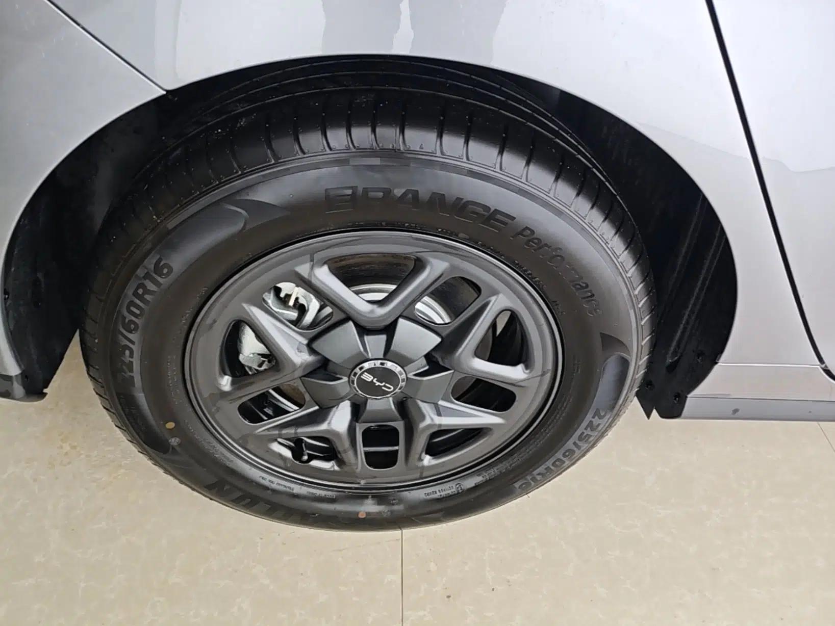 BYD Seal 05 DM-i 2025 DM-i Smart Drive 55KM Luxury Model — миниатюра 10