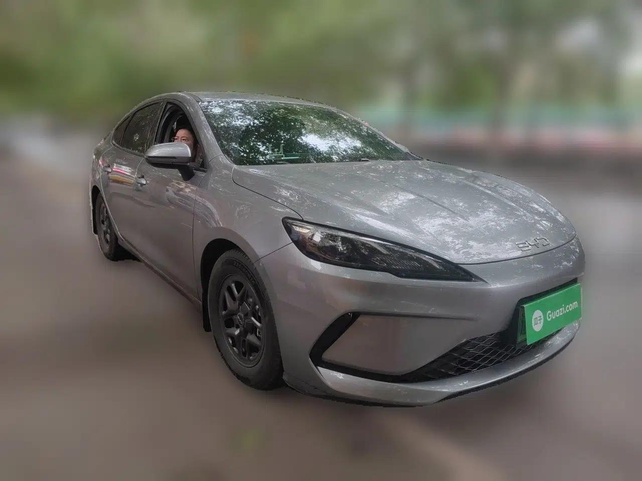 BYD Seal 05 DM-i 2025 DM-i Smart Drive 55KM Luxury Model — миниатюра 3