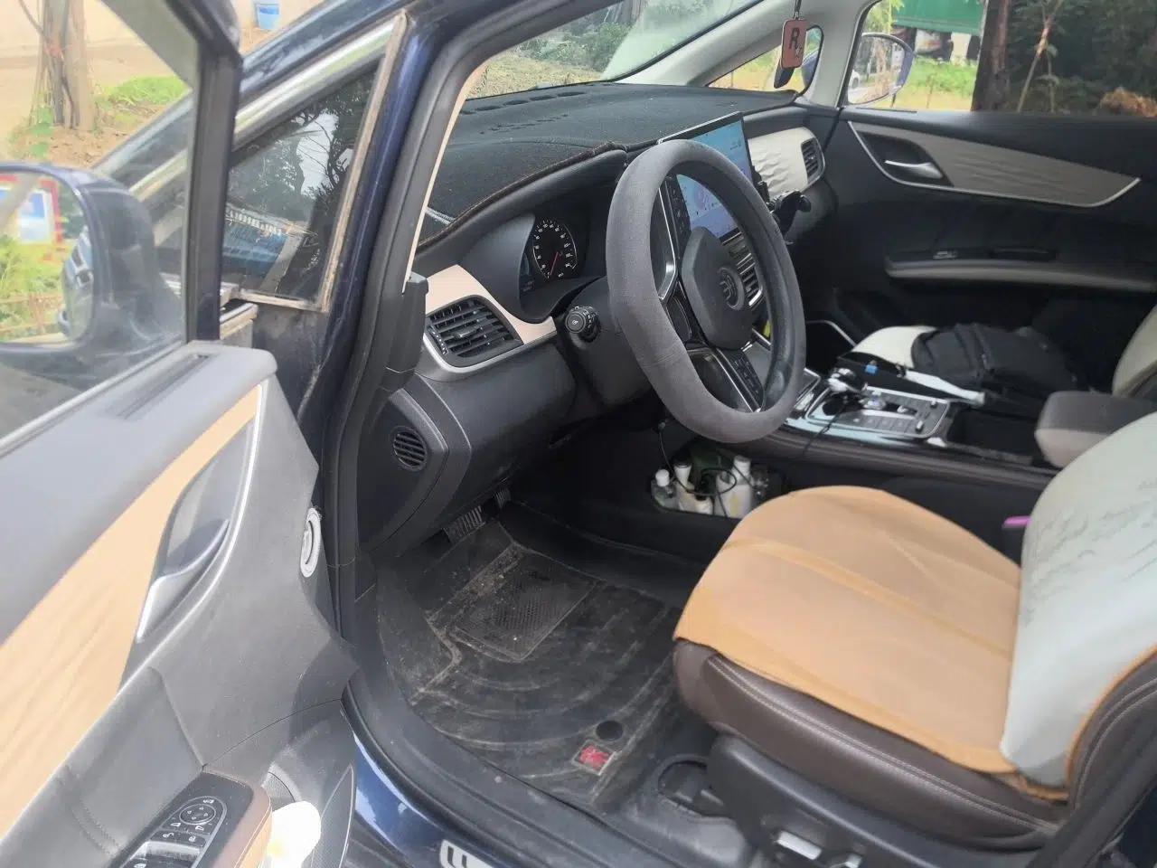 BYD Song MAX New Energy 2022 DM-i 105KM Flagship Model — миниатюра 17