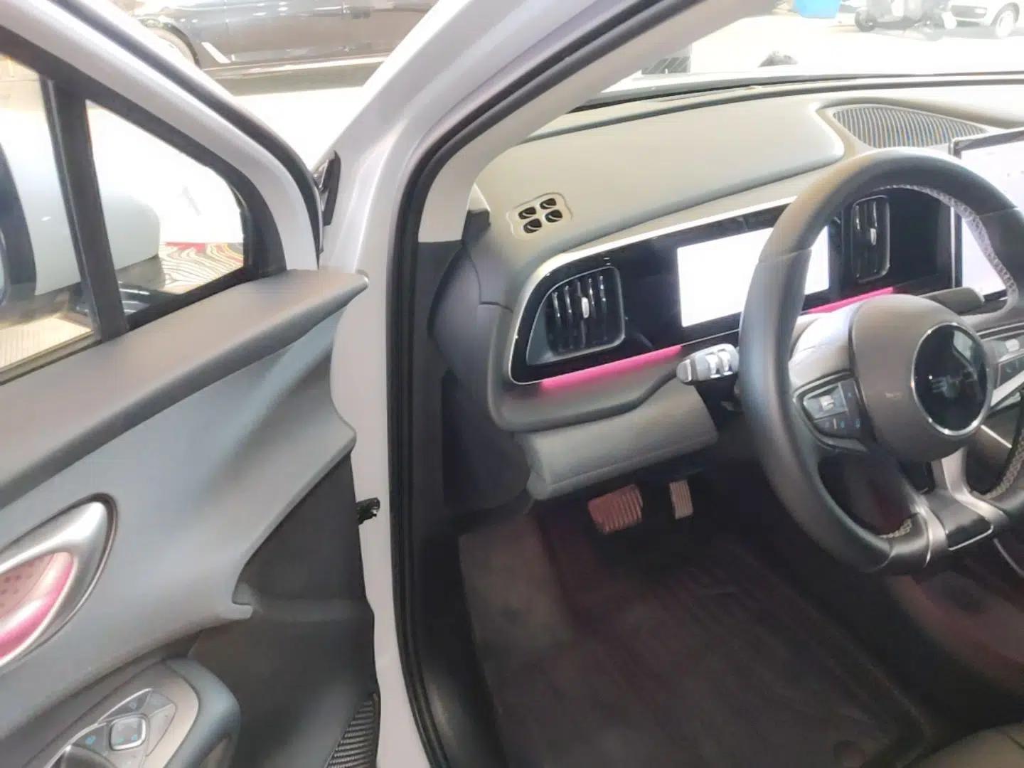 BYD Sealion 05 EV 2025 520 km Flagship SmartDrive Version — миниатюра 19
