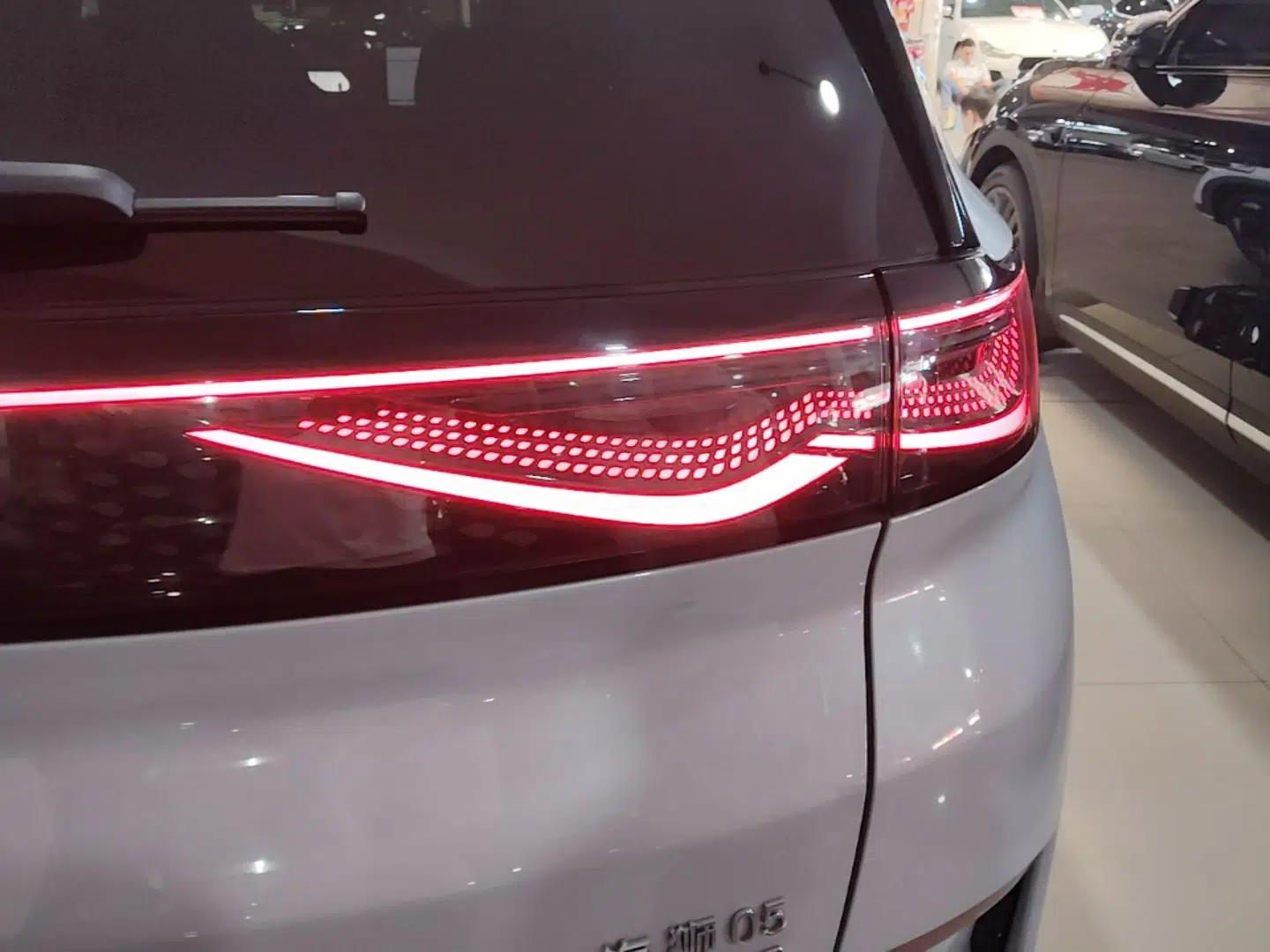 BYD Sealion 05 EV 2025 520 km Flagship SmartDrive Version — миниатюра 7
