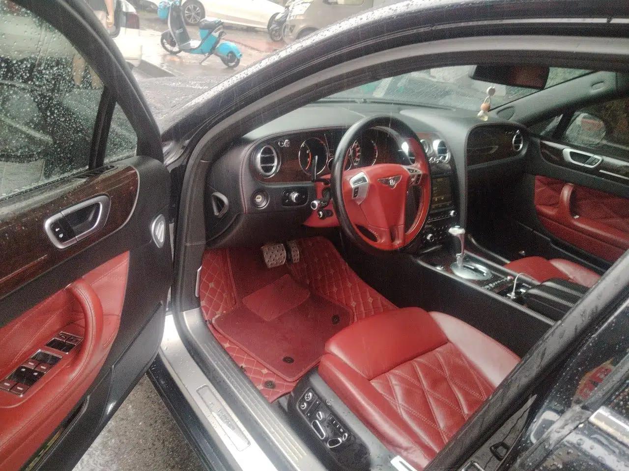 Bentley Flying Spur  — миниатюра 17