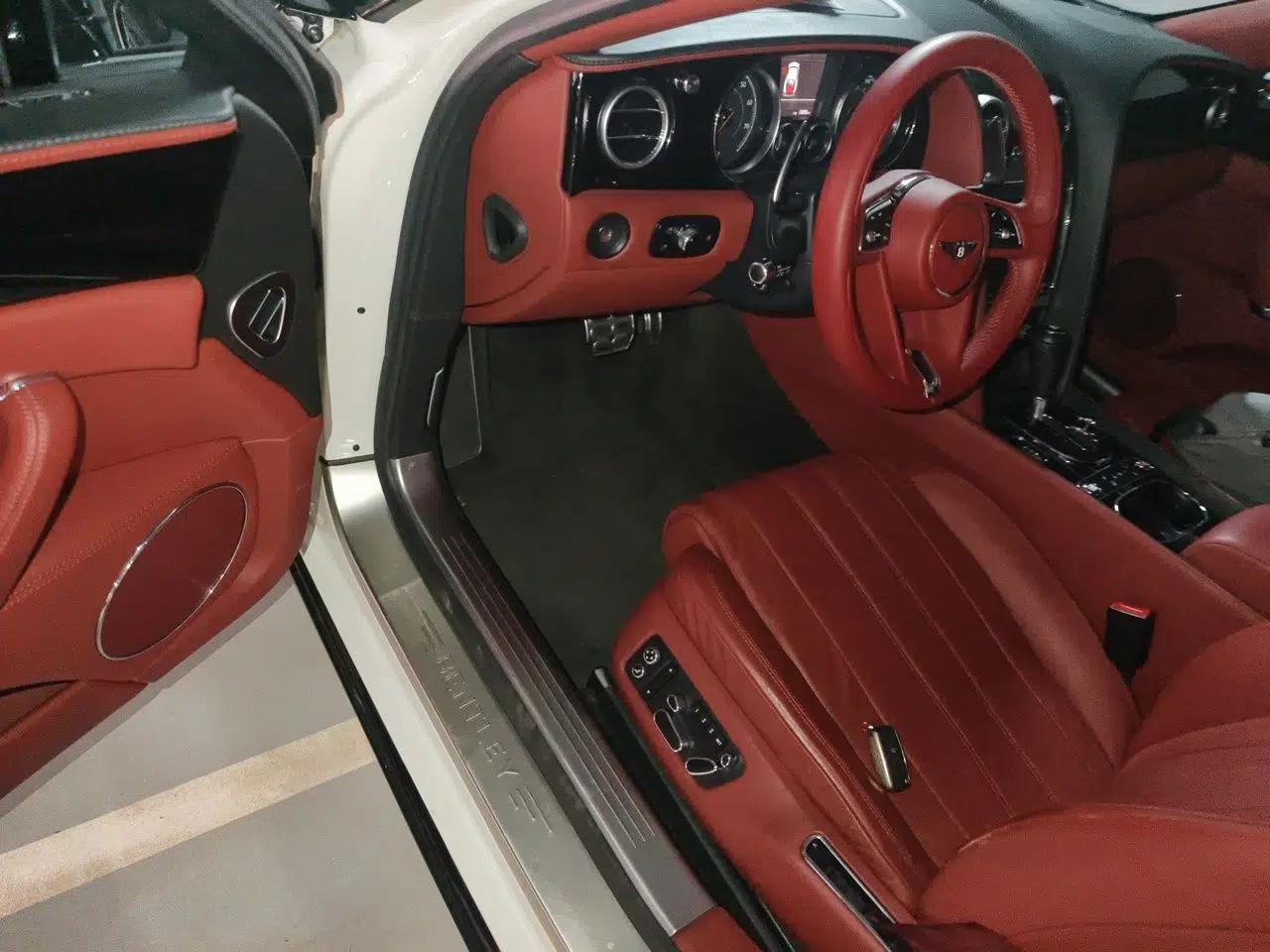 Bentley Flying Spur 2014 4.0T V8 Standard Edition — миниатюра 17