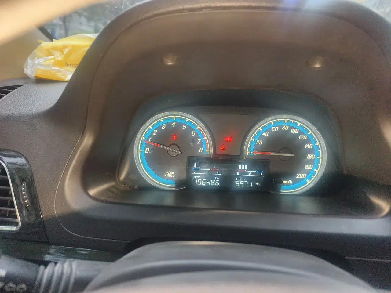 Baojun 730 2014 1.5L manual Comfort version 7 seats — миниатюра 12