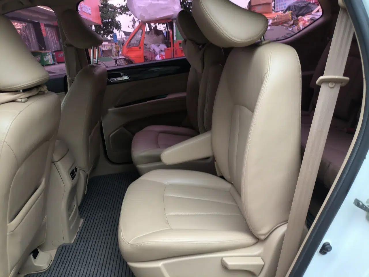 Baojun 730 2016 1.5T Manual Comfort Version 7 Seats — миниатюра 18