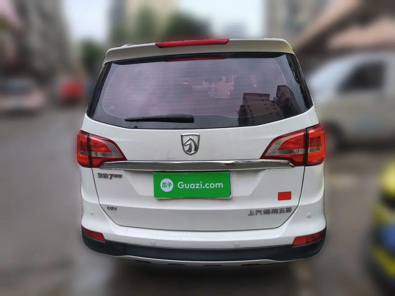 Baojun 730 2016 1.5T Manual Comfort Version 7 Seats — миниатюра 5