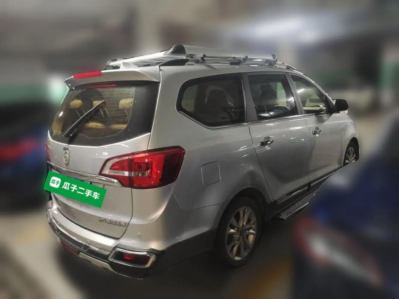 Baojun 730 2016 1.5L Manual Luxury Edition 7 Seats — миниатюра 6