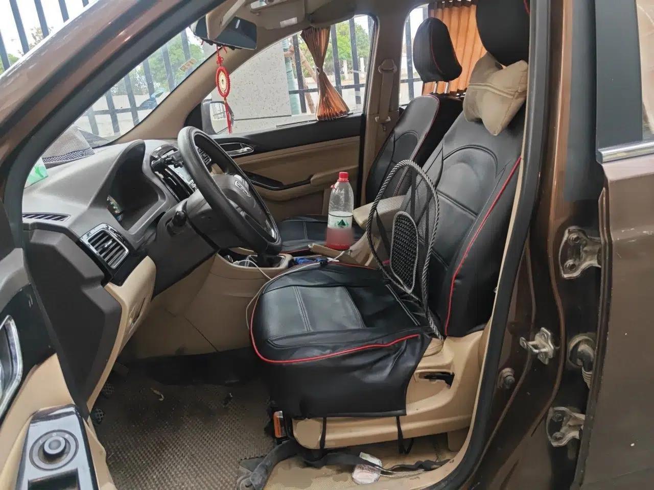 Baojun 730 2014 1.5L manual Comfort version 7 seats — миниатюра 16