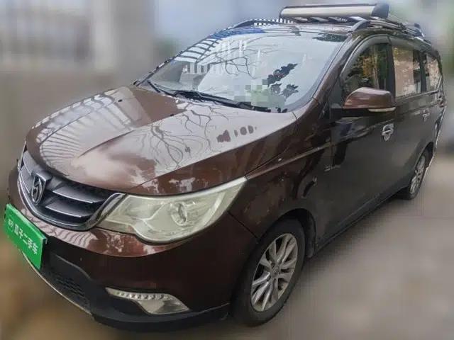 Baojun 730 2014 1.5L manual Comfort version 7 seats