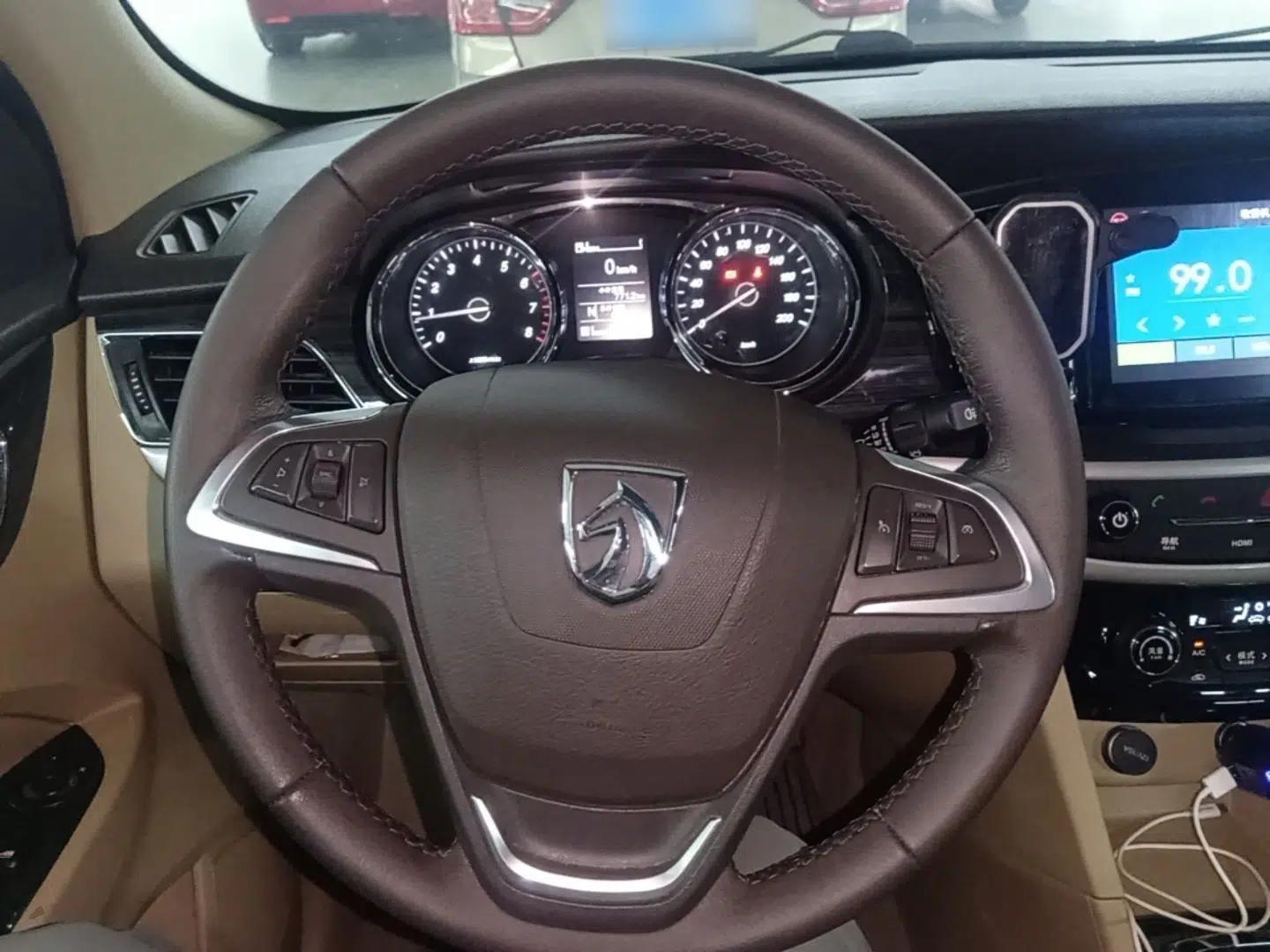 Baojun 730 2016 1.8L iAMT Luxury Model 7 Seats — миниатюра 14
