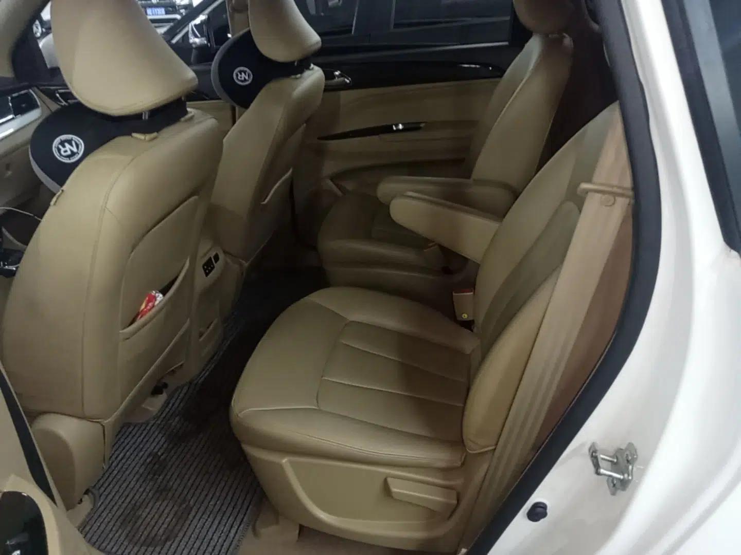 Baojun 730 2016 1.8L iAMT Luxury Model 7 Seats — миниатюра 20