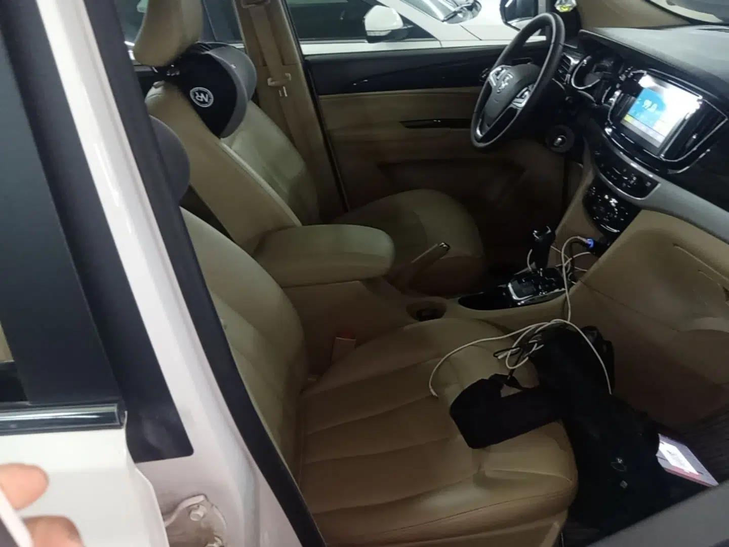 Baojun 730 2016 1.8L iAMT Luxury Model 7 Seats — миниатюра 23