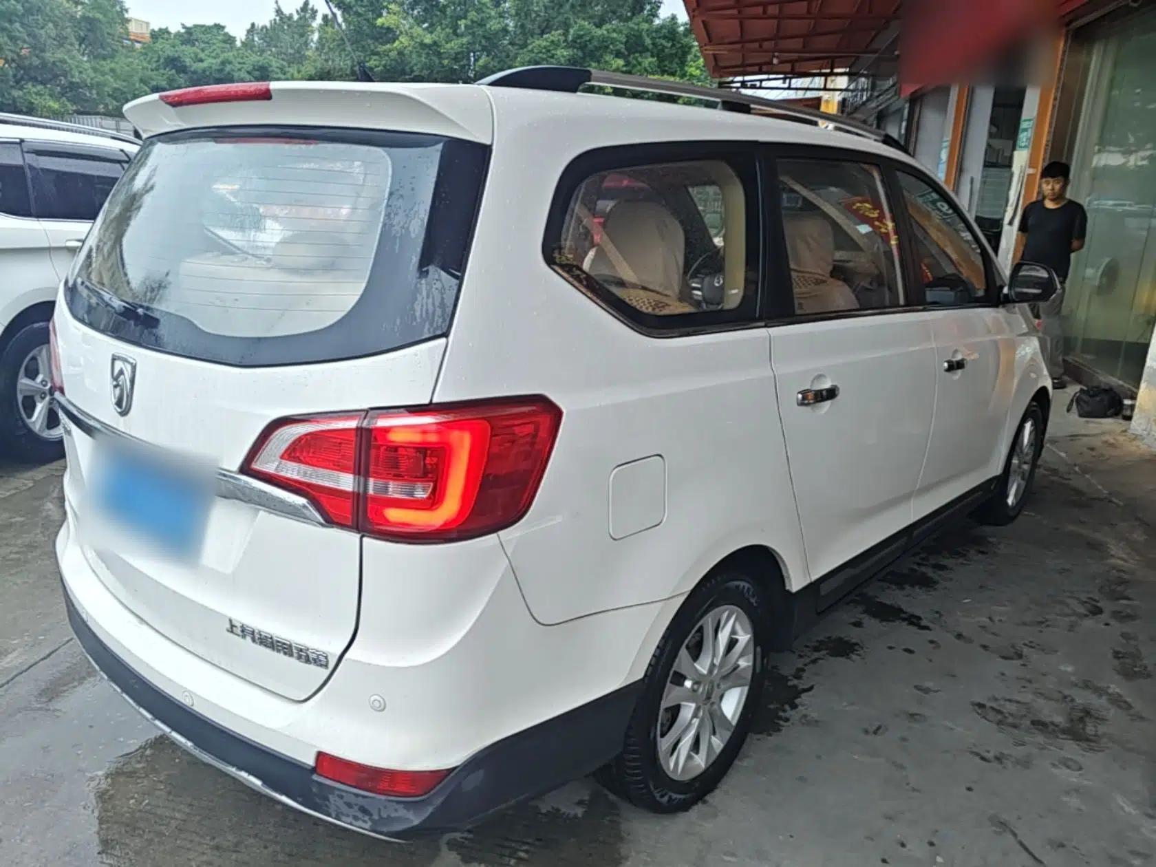 Baojun 730 2016 1.8L iAMT Comfort Version 7 Seats — миниатюра 6