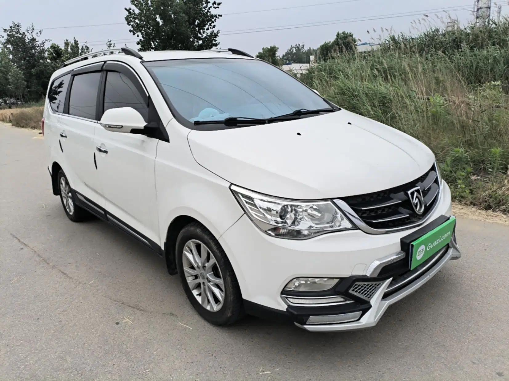 Baojun 730 2016 1.5L Manual Comfort Version 7 Seats China V Emission Standard — миниатюра 3