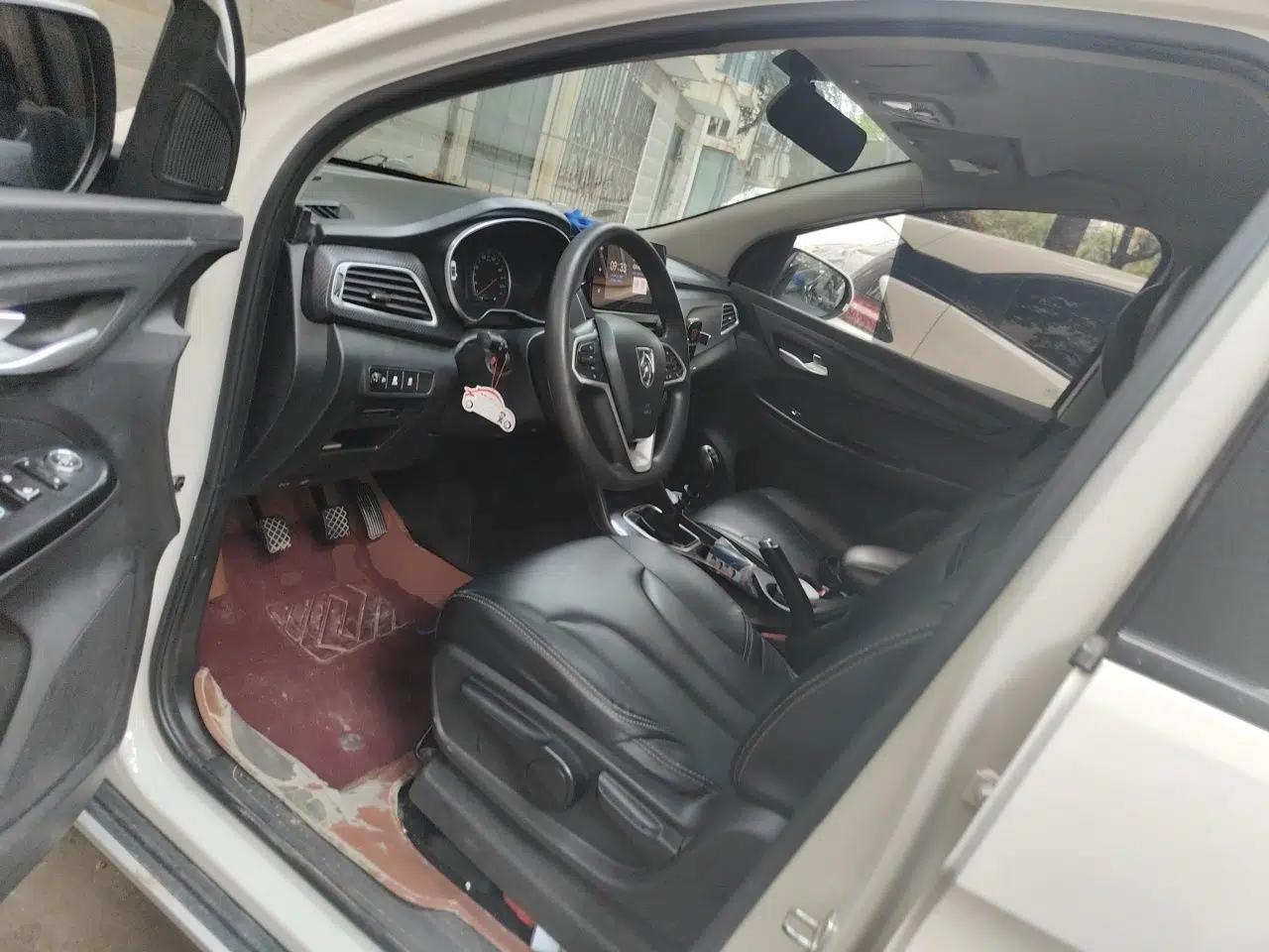 Baojun 730 2021 1.5L Manual Fashion Version 7 Seats — миниатюра 16