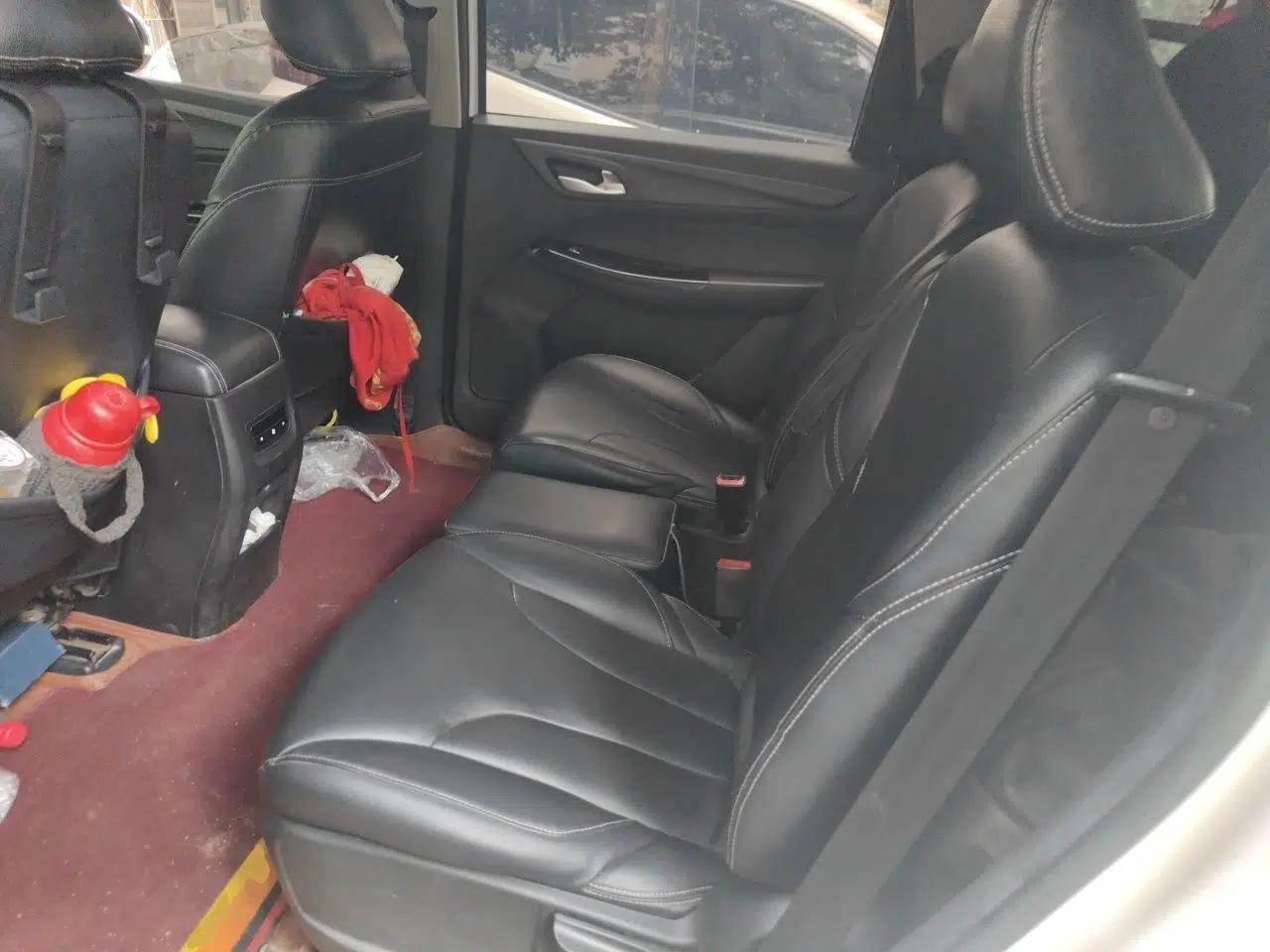 Baojun 730 2021 1.5L Manual Fashion Version 7 Seats — миниатюра 18