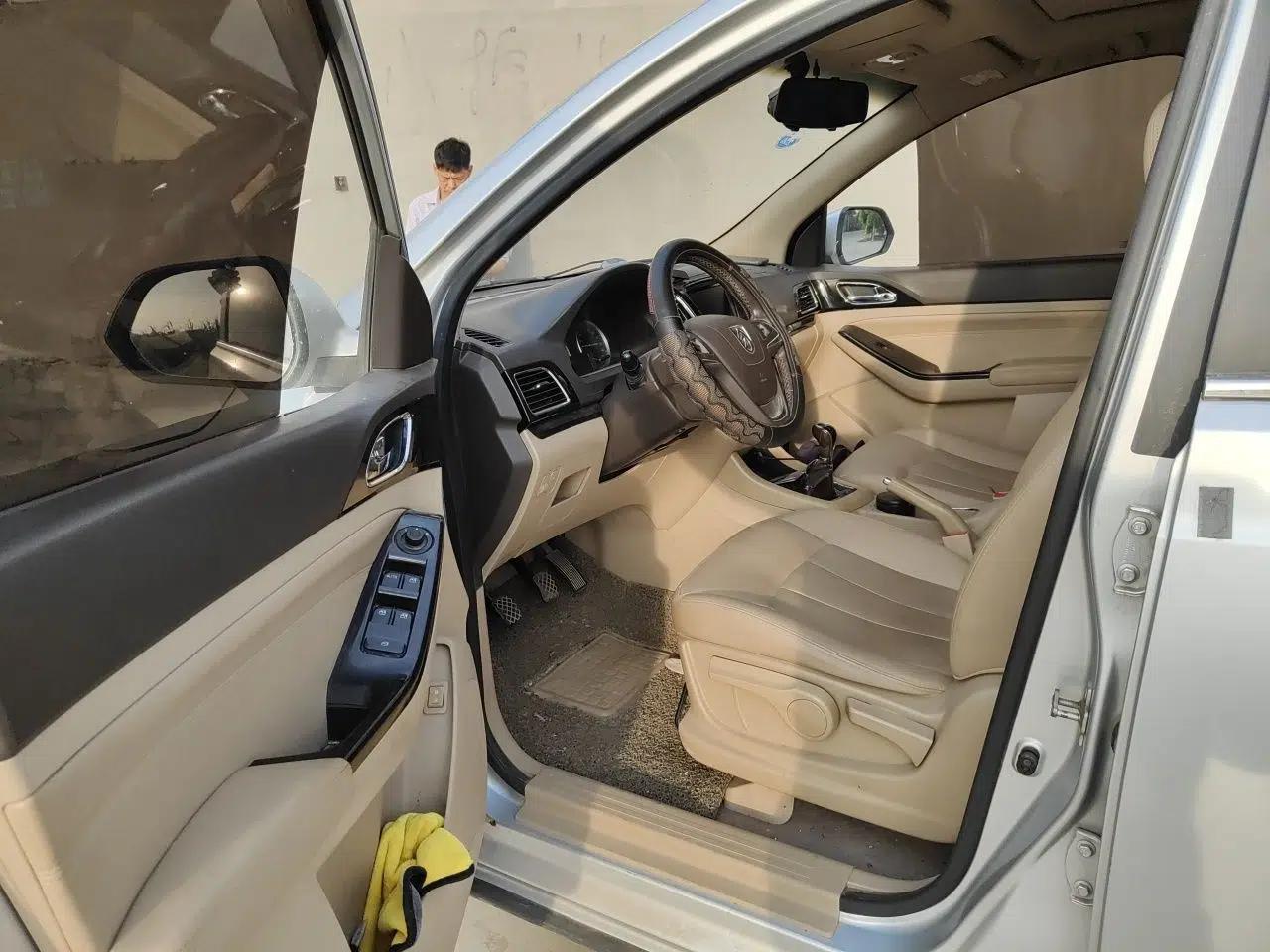 Baojun 730 2015 1.8L Manual Luxury Navigation ESP Version 7-seater — миниатюра 17