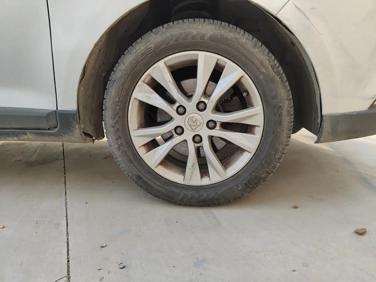 Baojun 730 2015 1.8L Manual Luxury Navigation ESP Version 7-seater — миниатюра 8