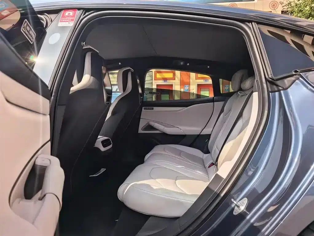 Xiaomi SU7 2024 All-Wheel Drive Long Range High-End Intelligent Driving Max Edition — миниатюра 6