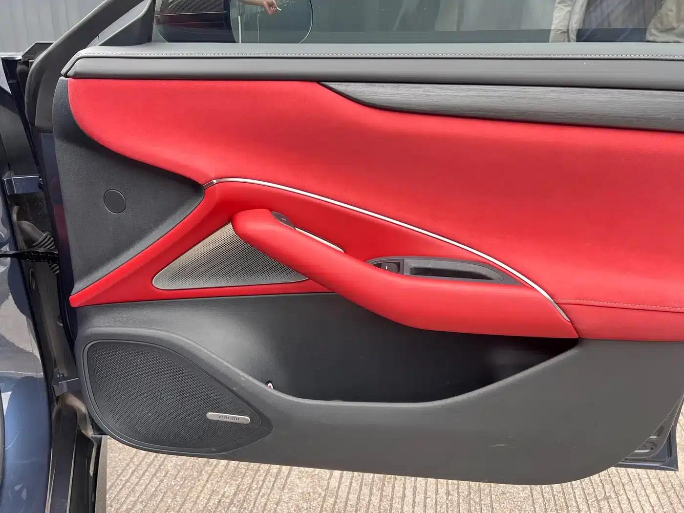 Xiaomi SU7 2024 All-Wheel Drive Long Range High-End Intelligent Driving Max Edition — миниатюра 8