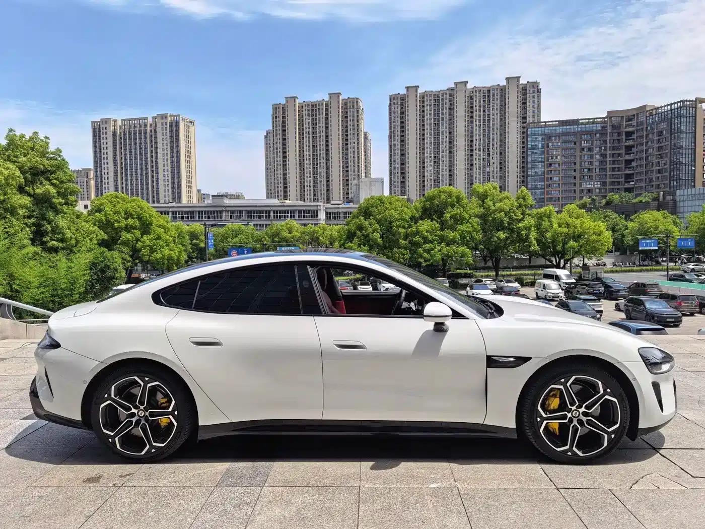 Xiaomi SU7 2024 Rear-Wheel Drive Long-Range Smart Driving Edition — миниатюра 5