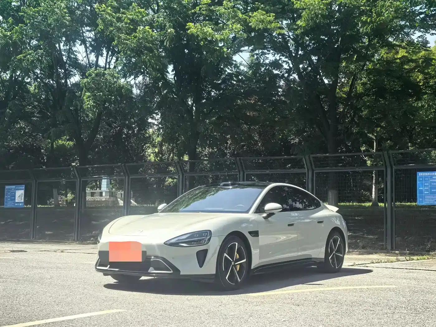 Xiaomi SU7 2024 All-Wheel Drive Long Range High-End Intelligent Driving Max Edition — миниатюра 1
