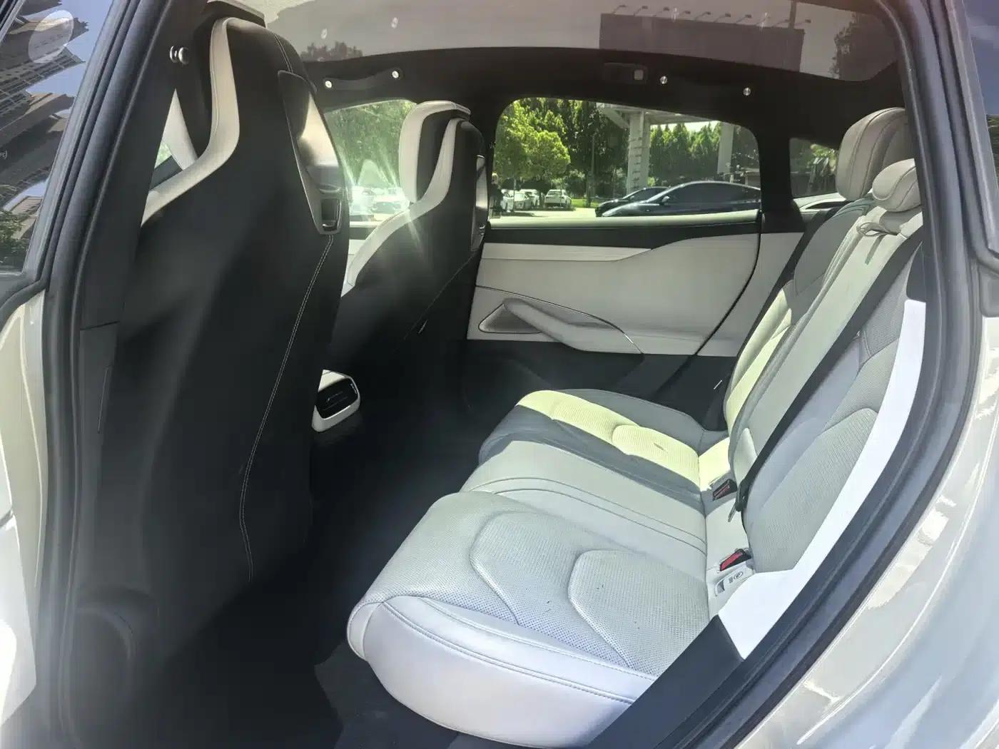 Xiaomi SU7 2024 All-Wheel Drive Long Range High-End Intelligent Driving Max Edition — миниатюра 6