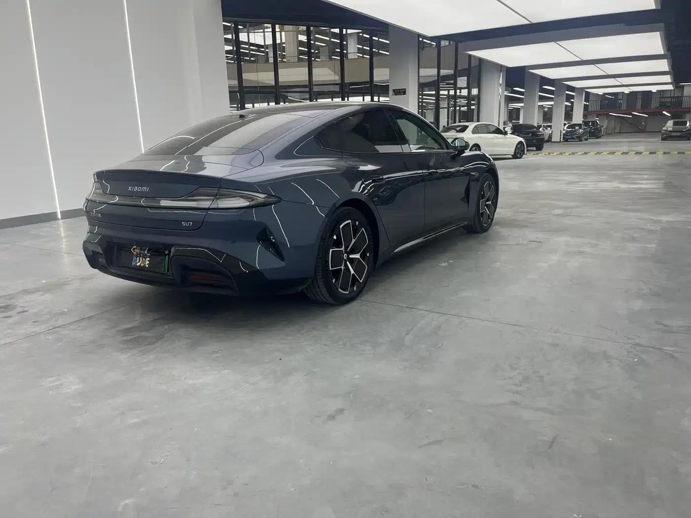 Xiaomi SU7 2024 Rear-Wheel Drive Standard Founder Edition — миниатюра 12