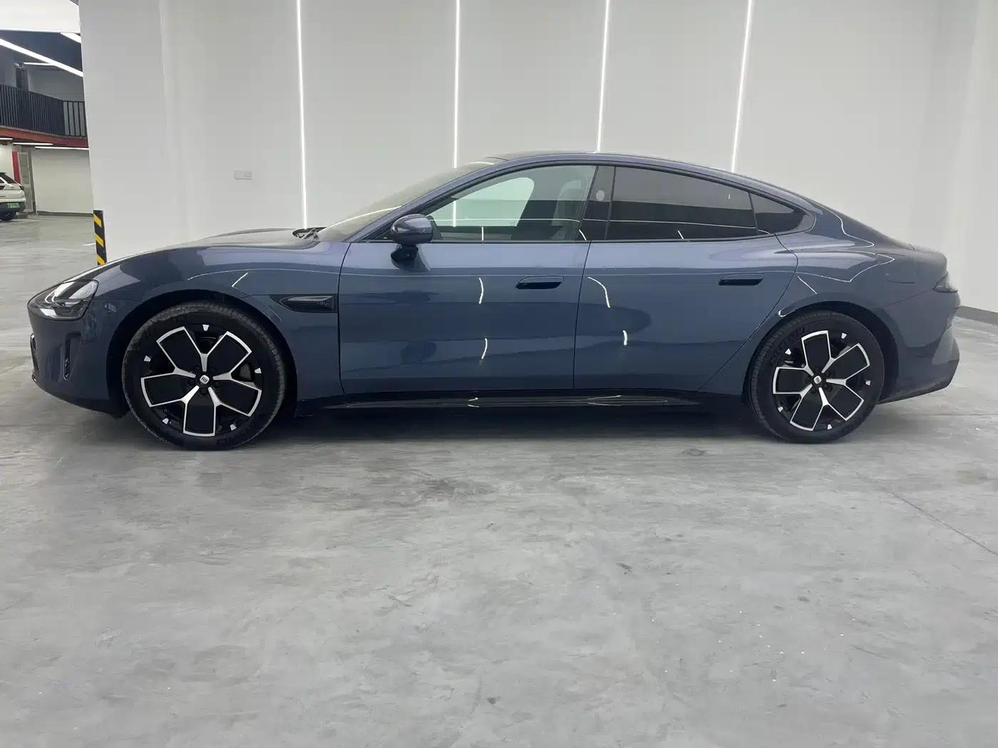 Xiaomi SU7 2024 Rear-Wheel Drive Standard Founder Edition — миниатюра 3