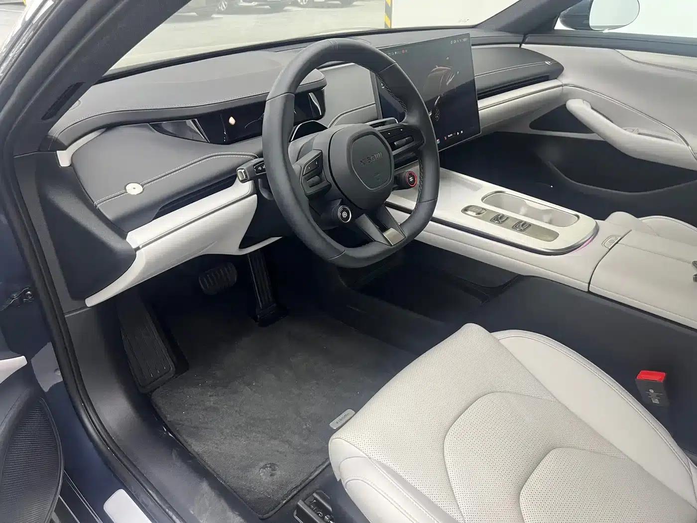 Xiaomi SU7 2024 Rear-Wheel Drive Standard Founder Edition — миниатюра 4