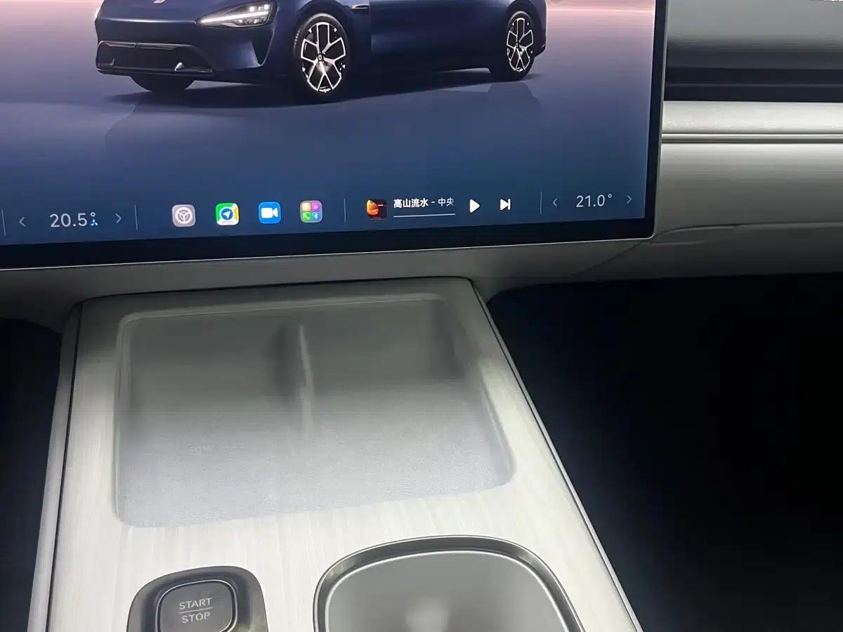 Xiaomi SU7 2024 Rear-Wheel Drive Standard Founder Edition — миниатюра 6