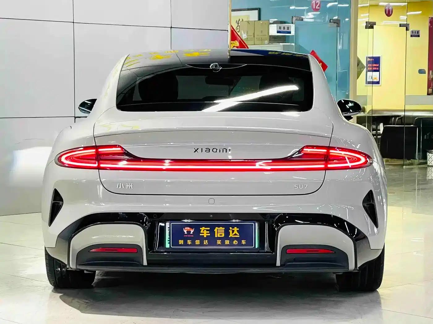Xiaomi SU7 2024 Rear-Wheel Drive Long Range Advanced Intelligent Driving Pro Edition — миниатюра 2