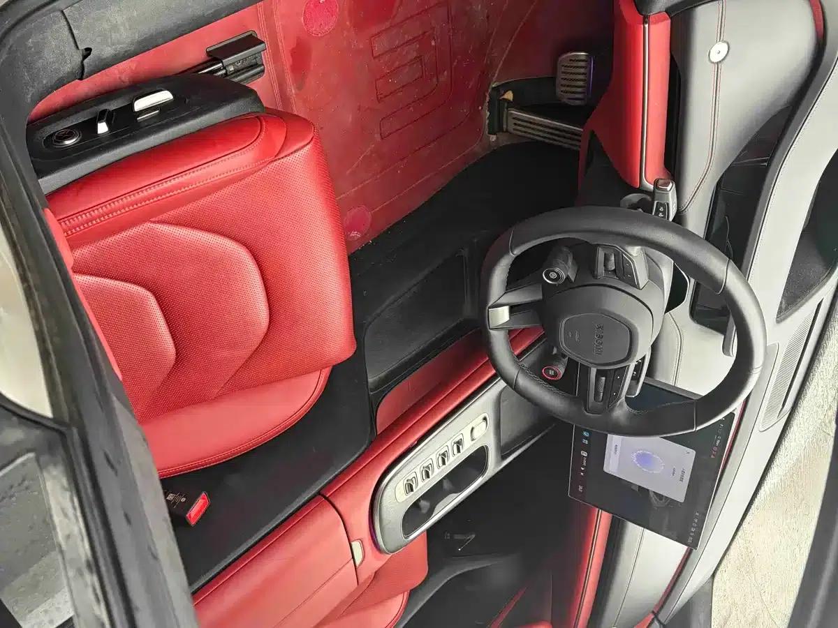 Xiaomi SU7 2024 All-Wheel Drive Max Founder Edition — миниатюра 12