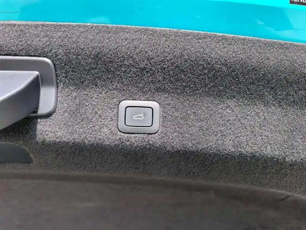 Xiaomi SU7 2024 Rear-Wheel Drive Long Range Advanced Intelligent Driving Pro Edition — миниатюра 20
