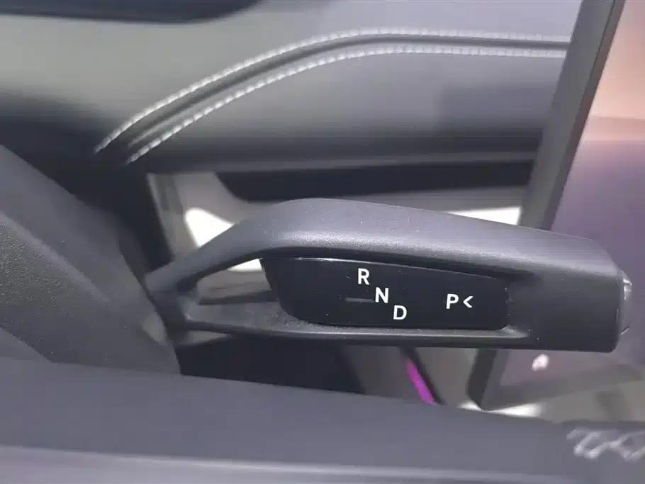Xiaomi SU7 2024 Rear-Wheel Drive Long-Range Smart Driving Edition — миниатюра 16