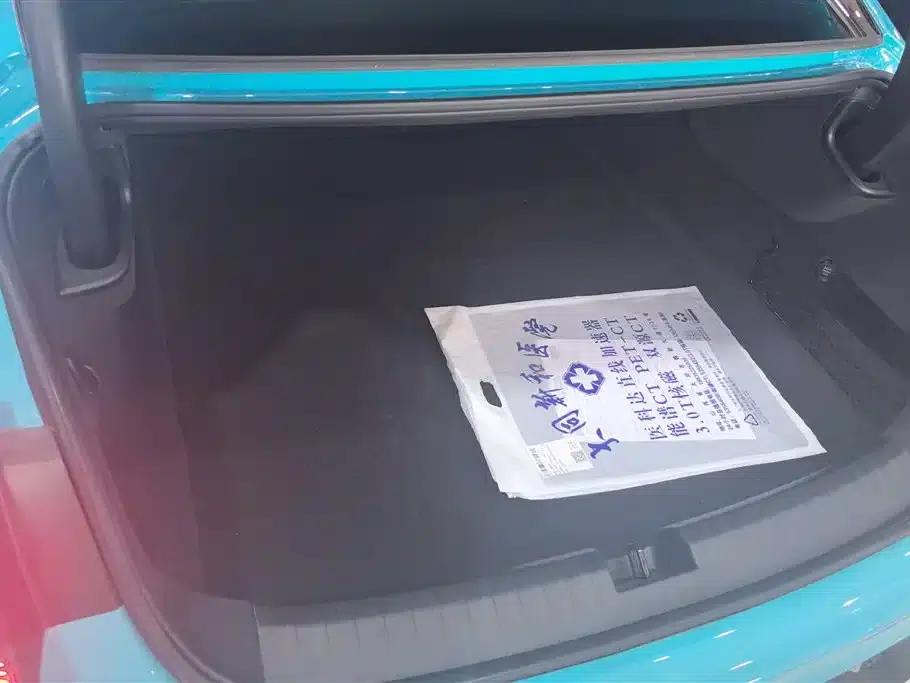 Xiaomi SU7 2024 Rear-Wheel Drive Long-Range Smart Driving Edition — миниатюра 4